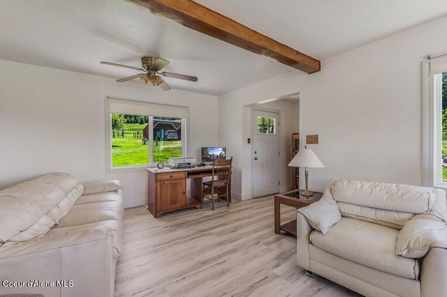 25024 N Derting Rd, Hayden, ID 83835