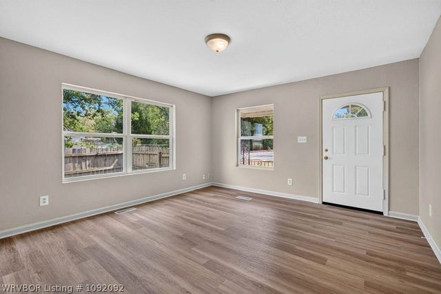1923 N M Street, Fort Smith, AR 72901