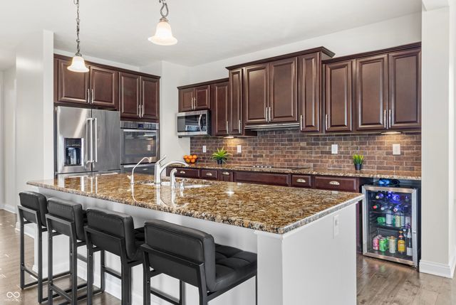 7100 Kennesaw Drive, Brownsburg, IN 46112