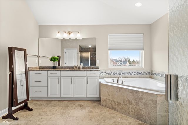 7100 Kennesaw Drive, Brownsburg, IN 46112