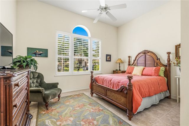 1065 Riverwind Circle, Vero Beach, FL 32967