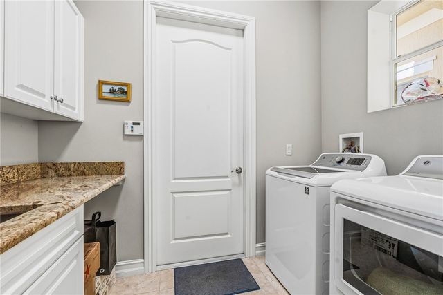 1065 Riverwind Circle, Vero Beach, FL 32967