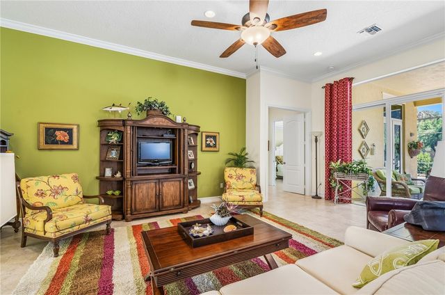 1065 Riverwind Circle, Vero Beach, FL 32967