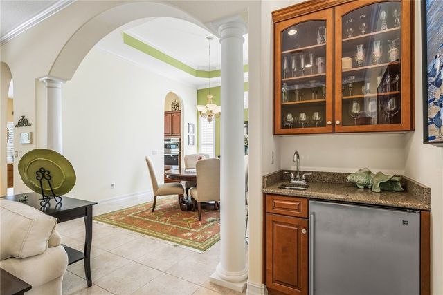 1065 Riverwind Circle, Vero Beach, FL 32967