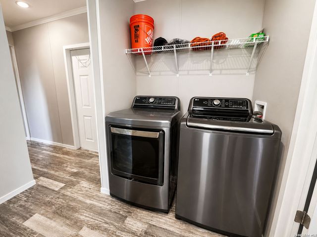 1685 County Road 5715, Natalia, TX 78059