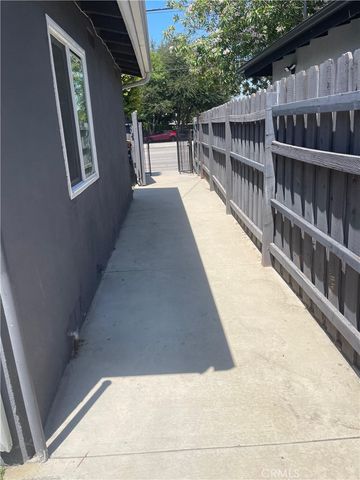 7024 Wilbur Ave, Reseda, CA 91335