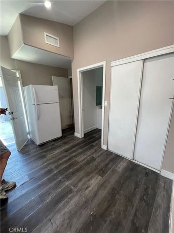 7024 Wilbur Ave, Reseda, CA 91335
