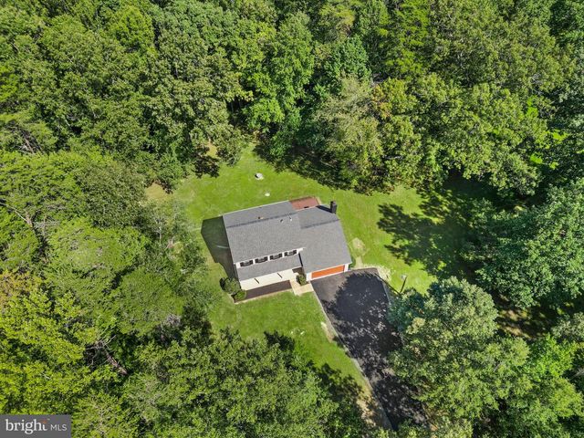 8106 MORNINGSIDE DR, Manassas, VA 20112
