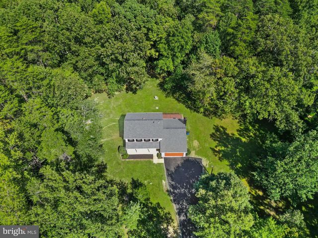8106 MORNINGSIDE DR, Manassas, VA 20112