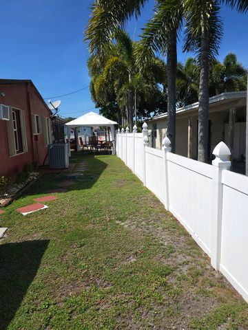 637 Dogwood Road, West Palm Beach, FL 33409