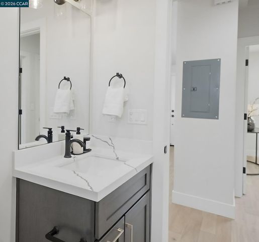 3017 Madeline St, Oakland, CA 94602