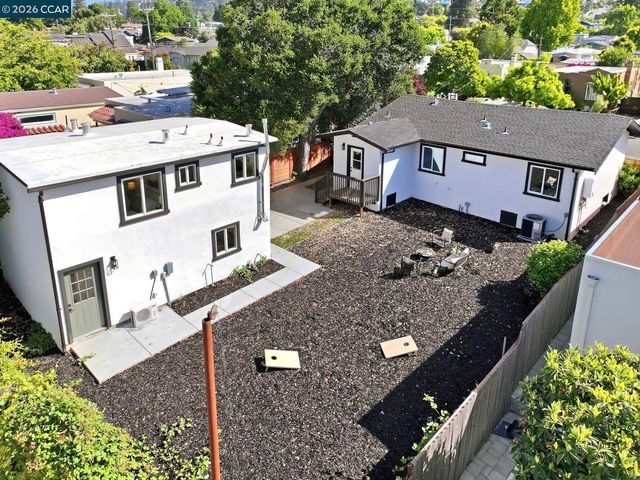 3017 Madeline St, Oakland, CA 94602