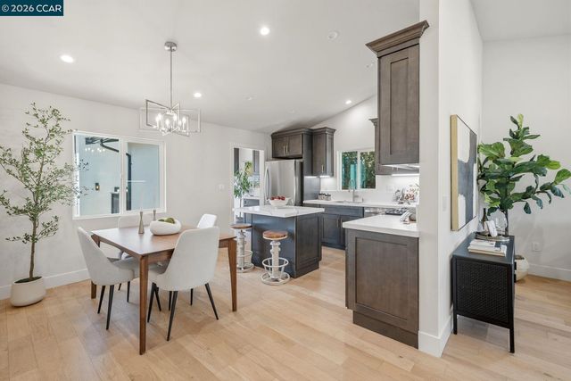 3017 Madeline St, Oakland, CA 94602