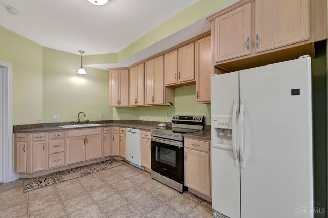 550 Aston View Lane, Cleves, OH 45002