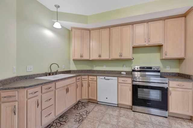 550 Aston View Lane, Cleves, OH 45002