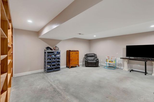 550 Aston View Lane, Cleves, OH 45002