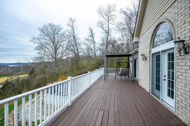 550 Aston View Lane, Cleves, OH 45002