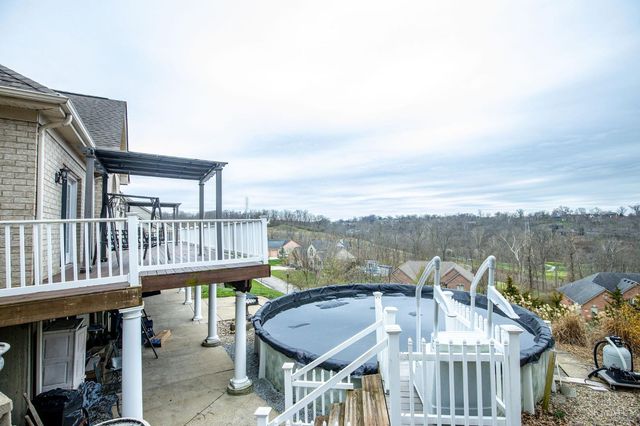 550 Aston View Lane, Cleves, OH 45002