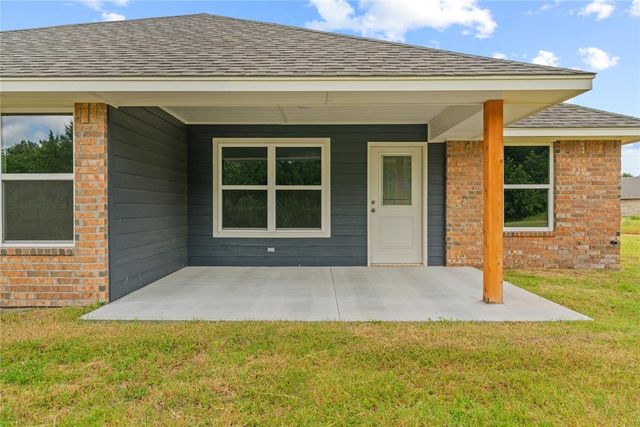 4656 Lincoln Landing, Harrah, OK 73045