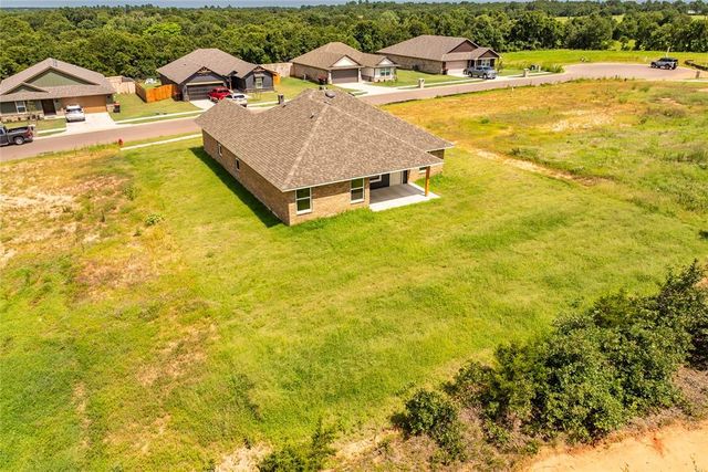 4656 Lincoln Landing, Harrah, OK 73045