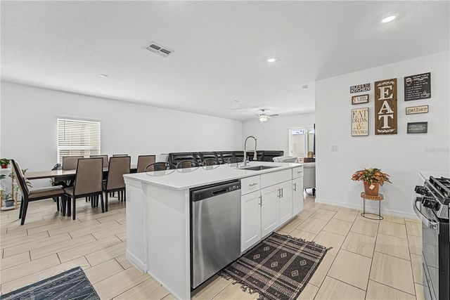 35202 ACKLEY TRACE, Zephyrhills, FL 33541