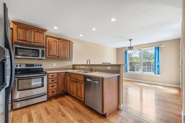 3704 TIMBER RUN DR, Columbia, MO 65203