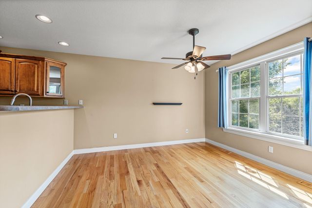 3704 TIMBER RUN DR, Columbia, MO 65203