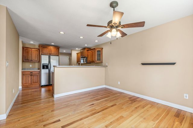3704 TIMBER RUN DR, Columbia, MO 65203