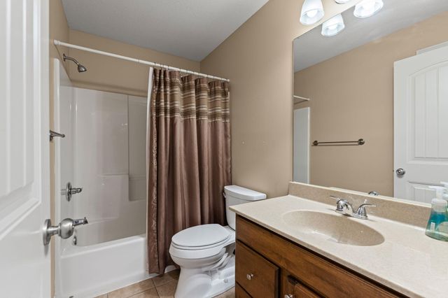 3704 TIMBER RUN DR, Columbia, MO 65203