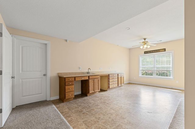 3704 TIMBER RUN DR, Columbia, MO 65203