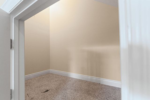 3704 TIMBER RUN DR, Columbia, MO 65203