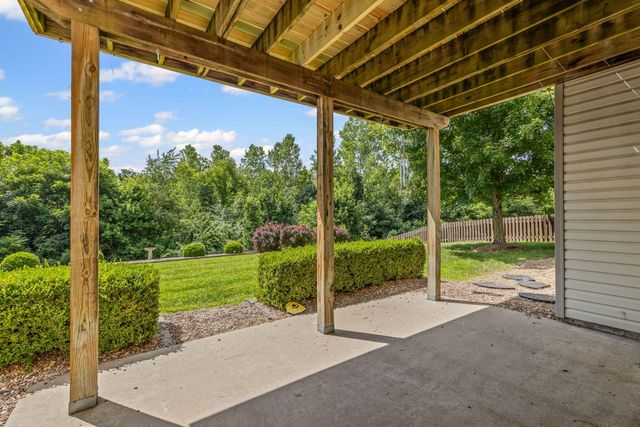 3704 TIMBER RUN DR, Columbia, MO 65203