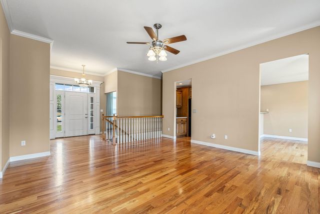 3704 TIMBER RUN DR, Columbia, MO 65203