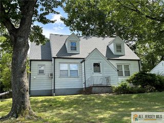 351 Metlars Lane, Piscataway, NJ 08854