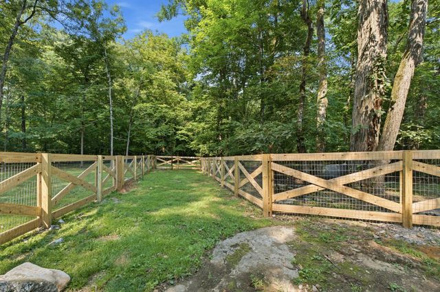 8575 Saundersville Rd, Mount Juliet, TN 37122