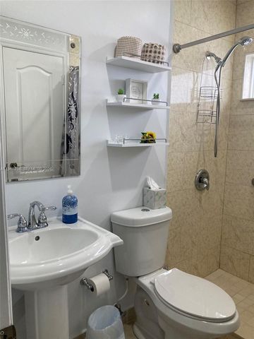 14351 SW 93rd Terrace, Miami, FL 33186