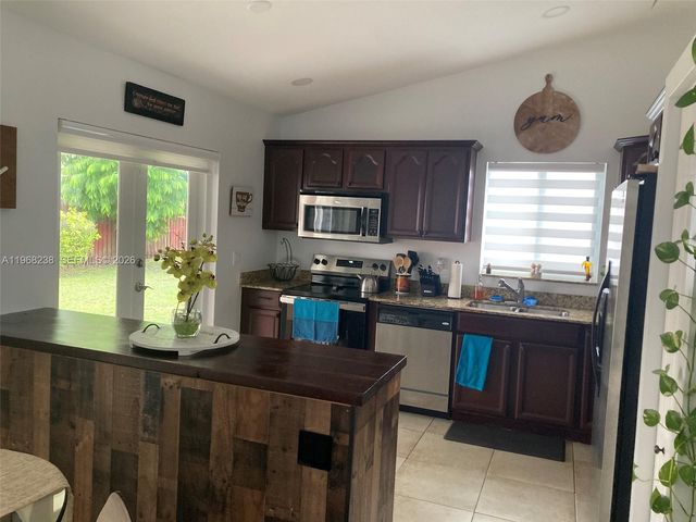 14351 SW 93rd Terrace, Miami, FL 33186