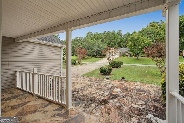 291 Bridgestone Lane, Douglasville, GA 30134