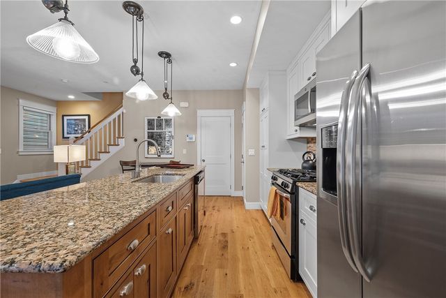 706 Ivy St Unit 1, Shadyside, PA 15232