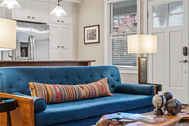 706 Ivy St Unit 1, Shadyside, PA 15232