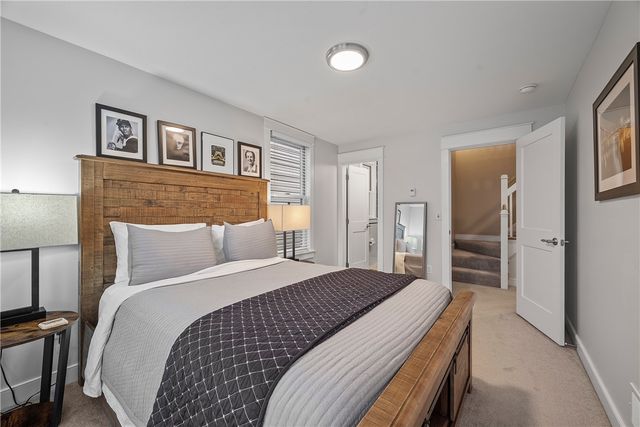 706 Ivy St Unit 1, Shadyside, PA 15232