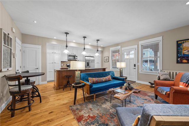 706 Ivy St Unit 1, Shadyside, PA 15232