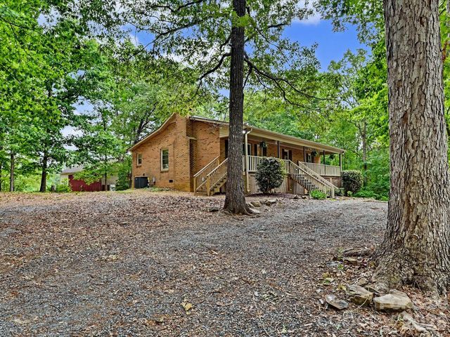 1123 S Forest Hills School Road, Marshville, NC 28103