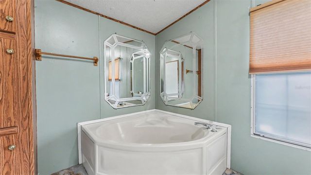6702 FORESTVIEW LANE, Lakeland, FL 33811