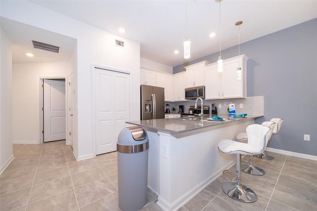 8899 CABOT CLIFFS DRIVE 102, Davenport, FL 33896