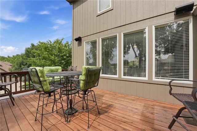 20733 W 92nd Street, Lenexa, KS 66220