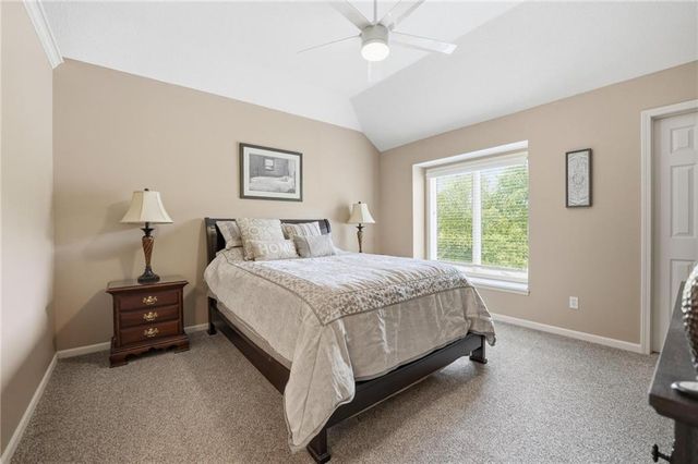 20733 W 92nd Street, Lenexa, KS 66220