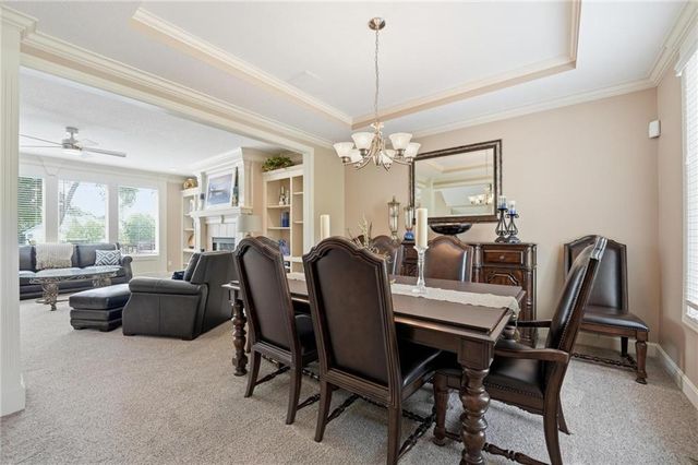 20733 W 92nd Street, Lenexa, KS 66220