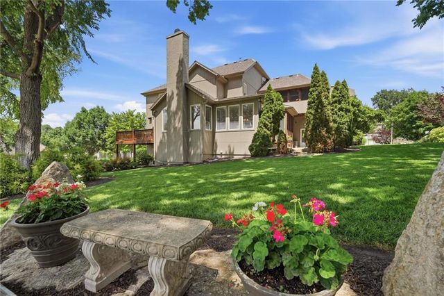 20733 W 92nd Street, Lenexa, KS 66220