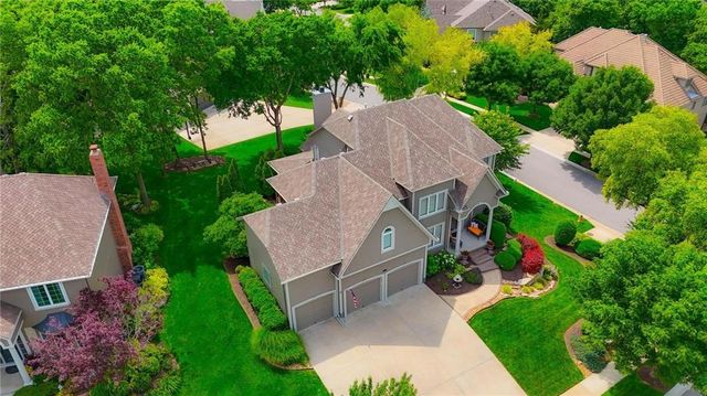 20733 W 92nd Street, Lenexa, KS 66220